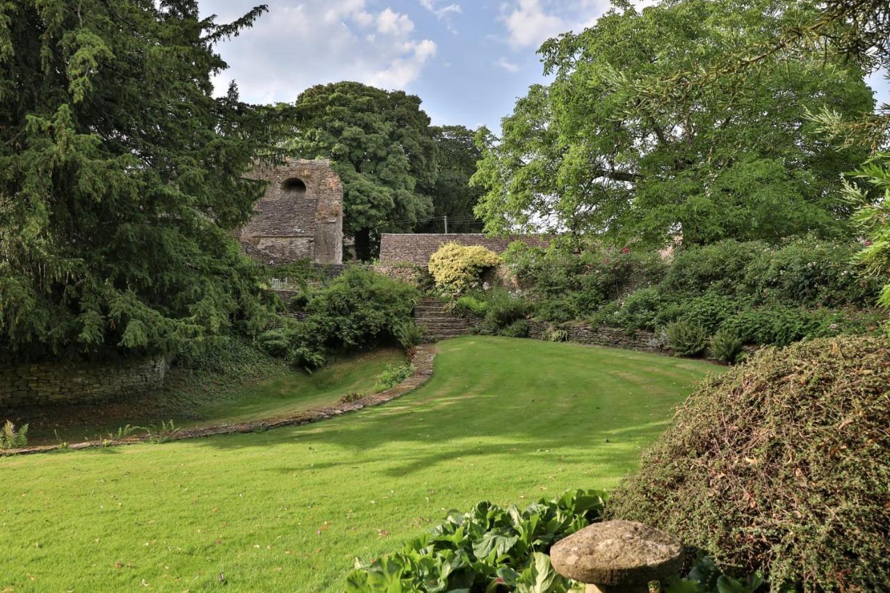 The Bothy Beverston Castle Tetbury Zewnętrze zdjęcie